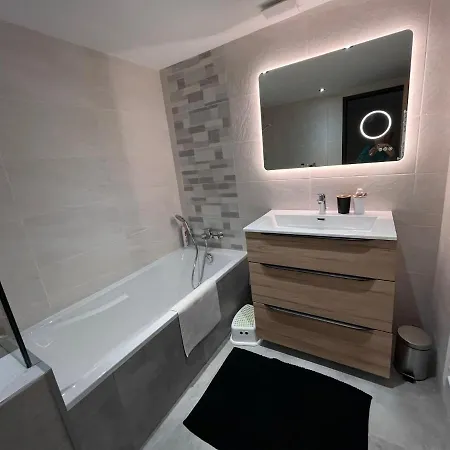 En Montagne 90m2 3 * La Chal